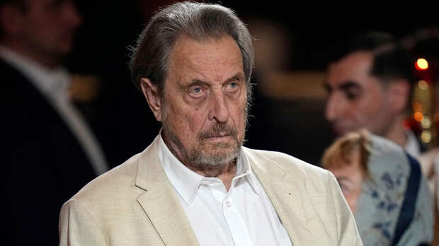 Отец Илона Маска назвал Россию супердержавой