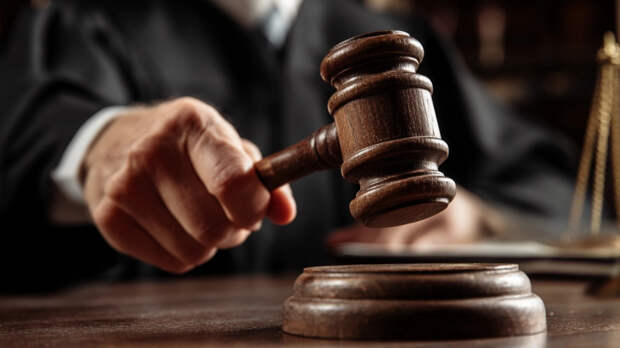 Албанская актриса Анила Биша судится с правительством страны