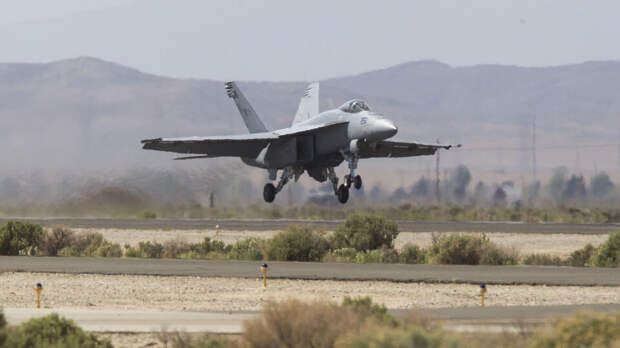 США захотели разместить в Румынии истребители для операций на Ближнем Востоке