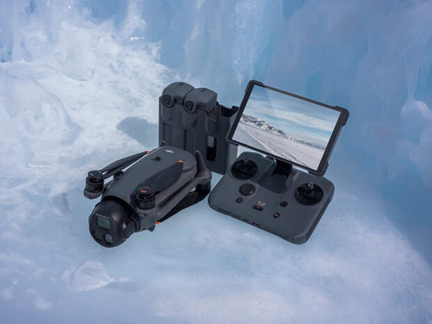 Представлен DJI Mavic 4 Pro: флагманский дрон получил тройную 100-мегапиксельную камеру Hasselblad с записью видео 6К и увеличенную батарею на 51 минуту полета