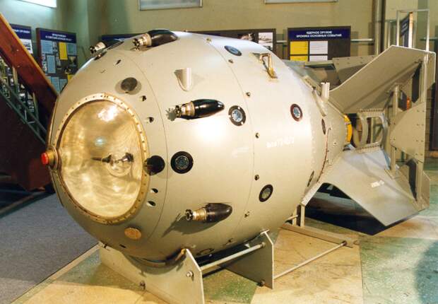 Макет первой советской атомной бомбы «РДС-1»./Фото: 900igr.net