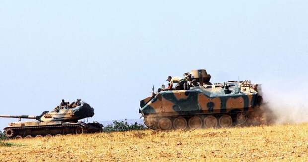 Боевики засняли уничтожение двух турецких танков м-60.