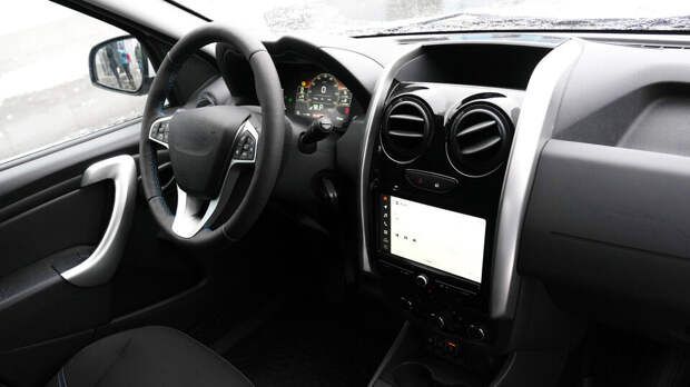 Мужчина за ночь пытался угнать несколько авто с пассажирами внутри