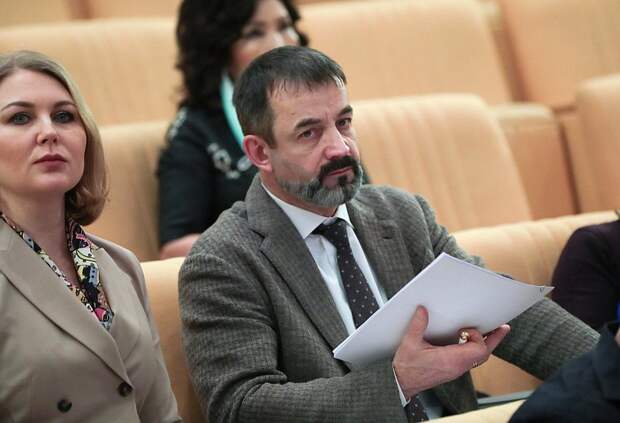 Депутат Певцов считает, что российские военные в зоне СВО — новые национальные герои для детей