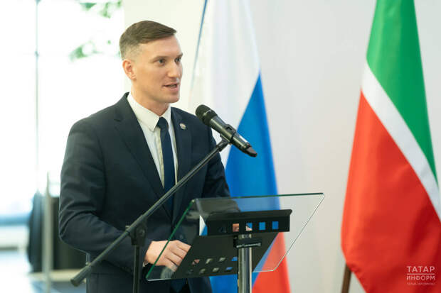 В Татарстане примут пятилетнюю программу по внедрению ИИ в работу МФЦ