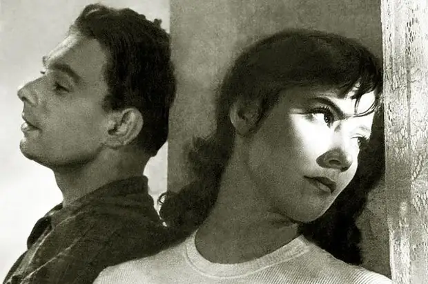 Татьяна Самойлова и Алексей Баталов. «Летят журавли», 1957 год.