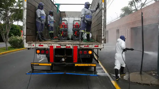 Число случаев коронавируса в Перу превысило 80 тысяч