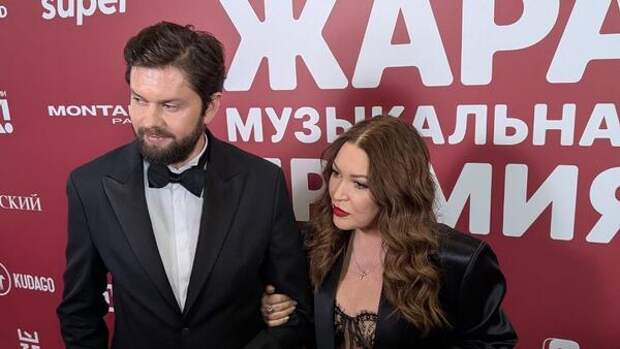 Ставшая мачехой Дубцова — про детей жениха: «Запреты не работают»