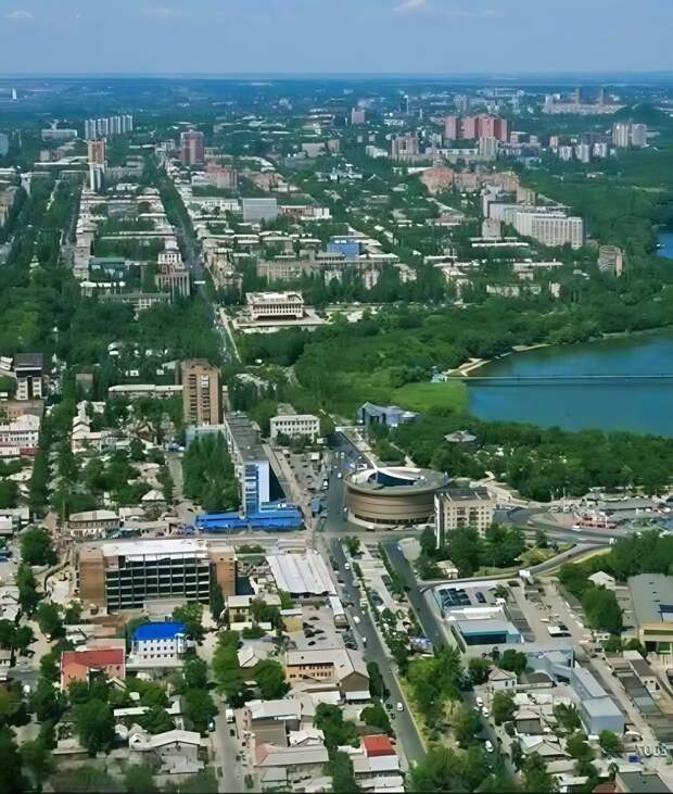 Донецк с высоты птичьего полета. 2007 год