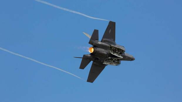 Журналист Хаггарт показал видео крушения британского истребителя F-35 в Средиземном море