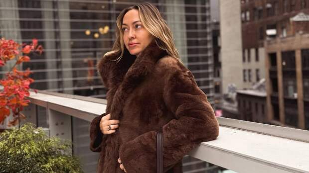 Старшая сестра Майли Сайрус выходит замуж