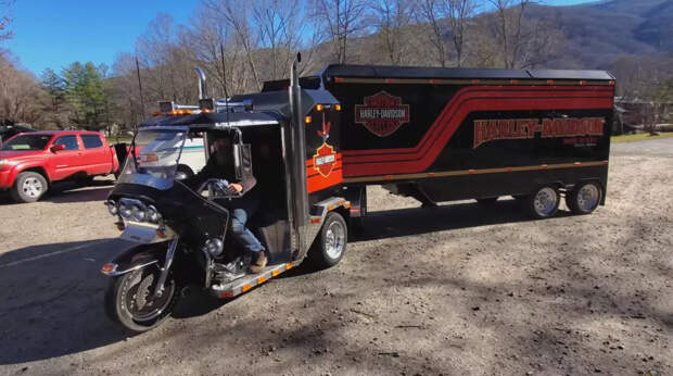Кемпер KennyBilt Harley-Davidson