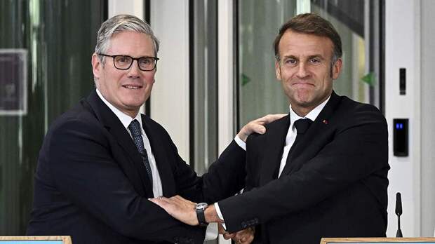 Стармер и Макрон обсудили сотрудничество с Трампом по урегулированию на Украине