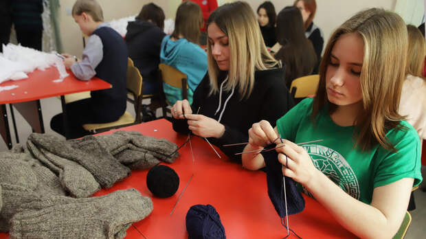 Волонтеры ЗАО подготовили бойцам СВО подарки к 23 Февраля