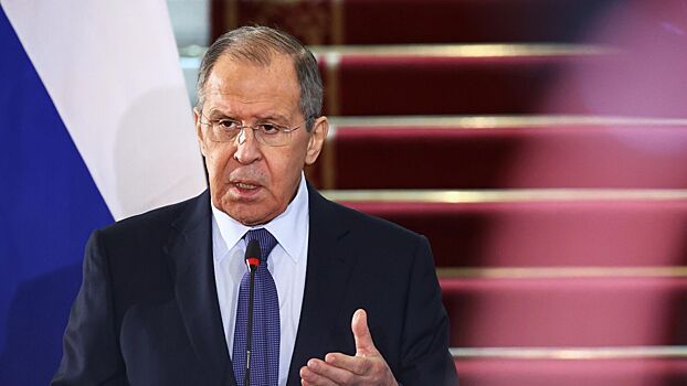 Лавров: Слова Макрона о "вассалитете" Казахстана - оговорка по Фрейду
