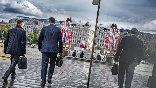 Уровень прожиточного минимума повысили в Москве до 18 714 рублей