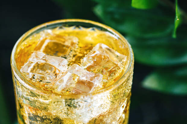 Россиян захотели напоить игристым чаем