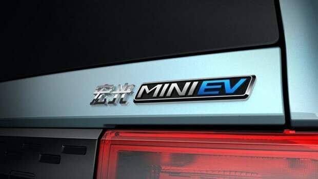 Hongguang Mini ev 丨 Он изменил всю отрасль «Народный самокат»