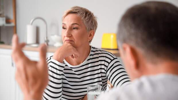 За умного сойдешь: 5 ситуаций, когда реально лучше промолчать