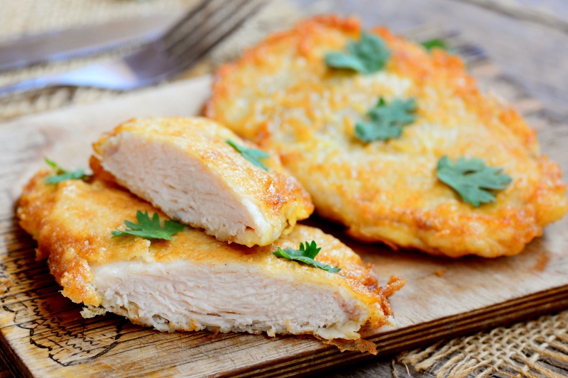 сколько готовить куриные отбивные в духовке
