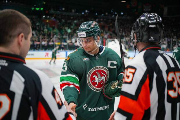 В «Ак Барсе» Гатиятулина нет капитана: почему Марченко далеко до Радулова и Свитова