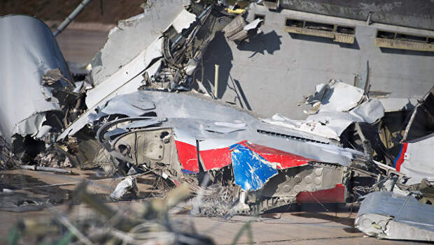 Обломки, упавшего у берегов Сочи самолета Минобороны РФ Ту-154. Архивное фото
