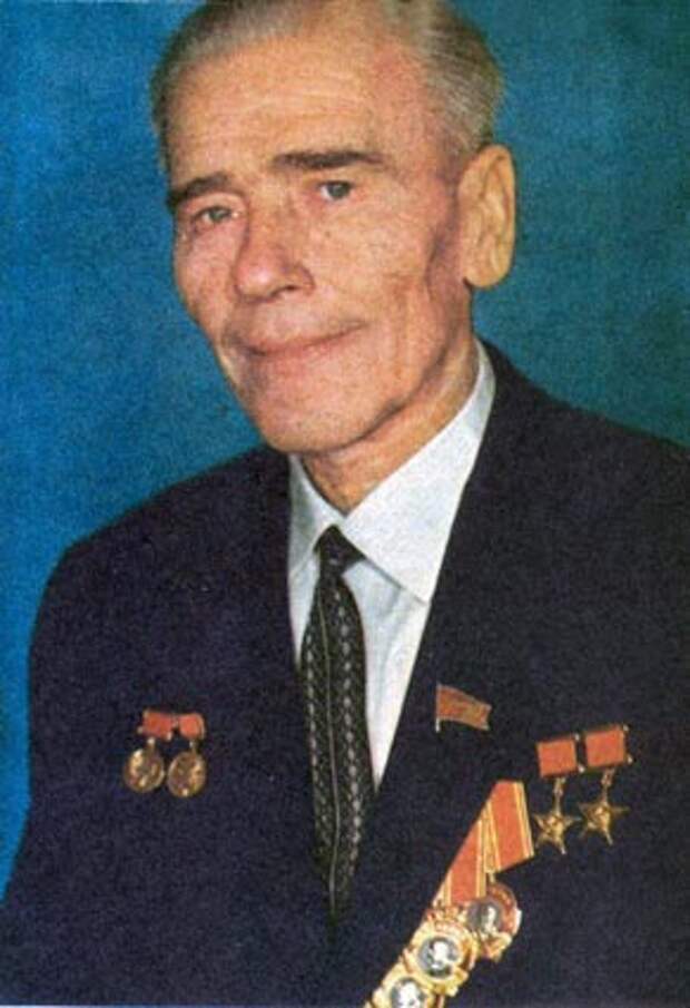 Михаил Янгель.