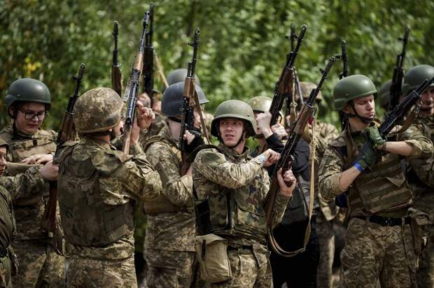 СМИ: ВСУ значительно уступают российским войскам на поле боя