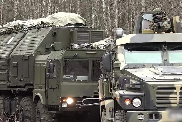 Стало известно о поставках Китаем комплектующих для производства «Орешника»