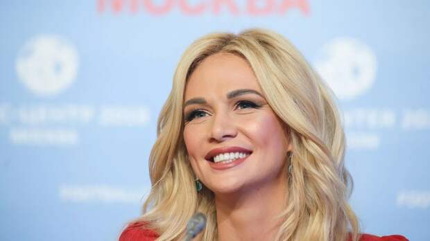 Лопырева и Бузова вошли в состав жюри конкурса красоты БРИКС в Казани