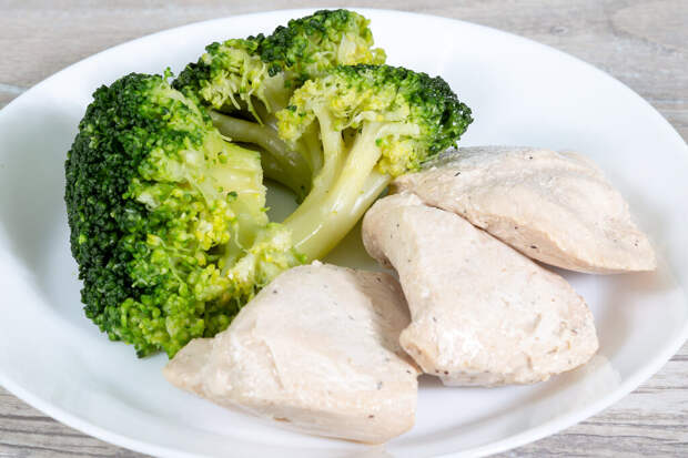 Филе индейки на пару в мультиварке