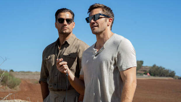 В отрывке из нового фильма Гая Ричи «Грязные деньги» объявили дату российской премьеры