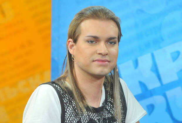 Гоген Солнцев отсудил деньги у московского салона красоты после неудачного окрашивания