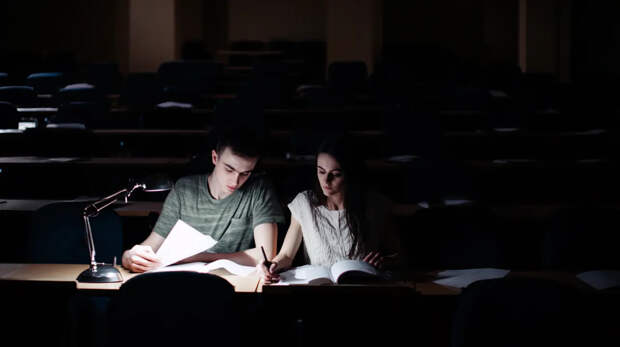 Делягин раскрыл заговор против студентов: Стипендии занижают искусственно. Причину трудно уместить в голове