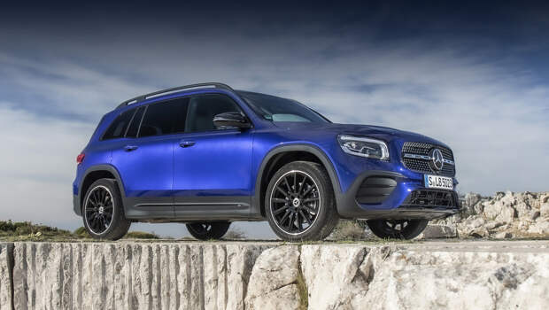 Mercedes glb,Nissan terrano. Российский отзыв повторяет американский, майский. Но в США число затронутых GLB намного выше — 5680 штук, а в описании есть уточнение: «Проникновение воды может повредить электрику, вызвать остановку мотора или выключение приборки».