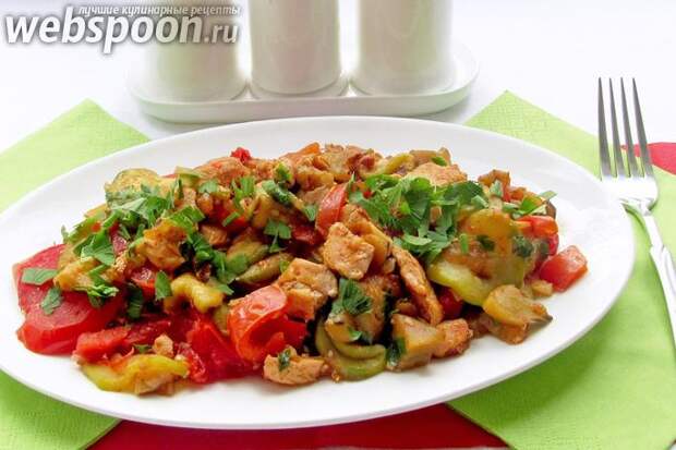 Фото Куриное филе с овощами
