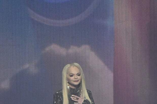 «Готова освободить»: Лариса Долина дала обещание по спорной квартире в Хамовниках