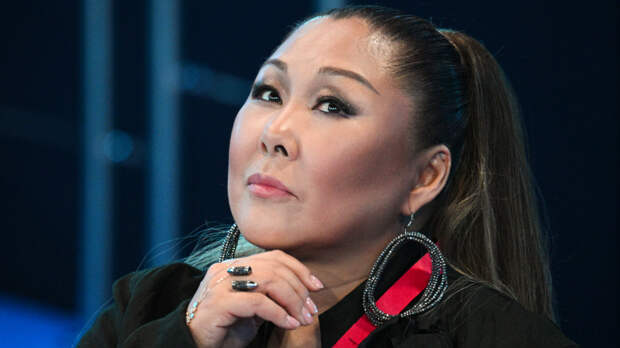 «Уже пора»: Анита Цой сделала заявление про пополнение в семье