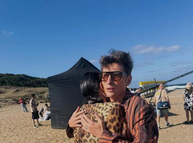 У ведущей Утяшевой началась аллергия из-за укуса осы на съемках в Стамбуле