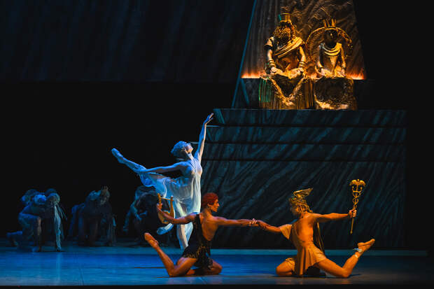 Сцена из балета «Орфей»