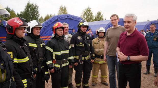 Сергей Собянин: «Совместными усилиями справимся с пожаром»