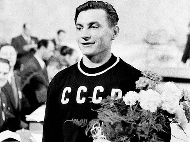 Двенадцать олимпийских легенд Двенадцать олимпийских легенд
