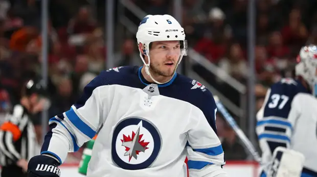 «Виннипег» проиграл «Калгари», несмотря на голевой пас Куликова