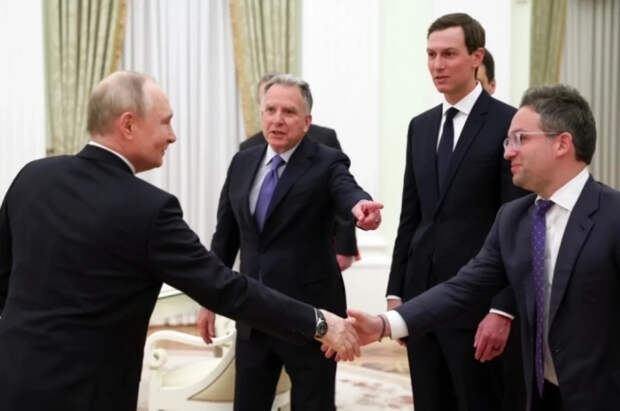 Кушнер и Грюнбаум надели на переговоры с Путиным с «умные» кольца