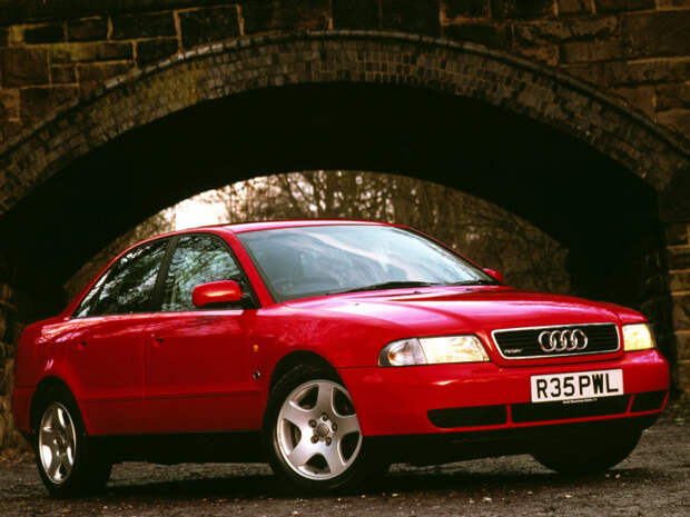 Седаны и универсалы Audi A4 выпускались с 1994 по 2001 год. | Фото: arki-porogi.ru.