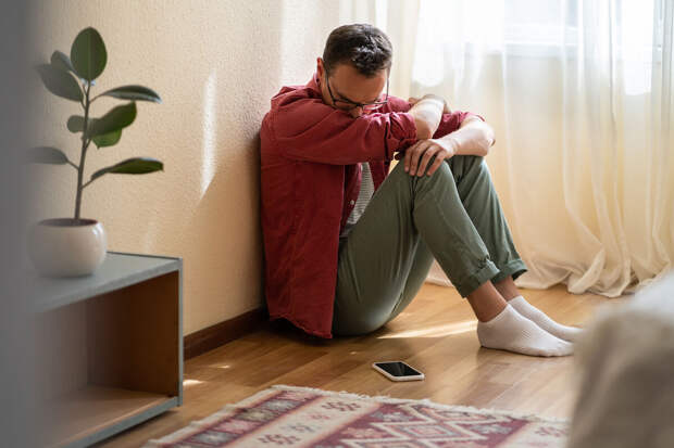 В Краснодаре подросток отдал мошенникам 9,8 млн рублей