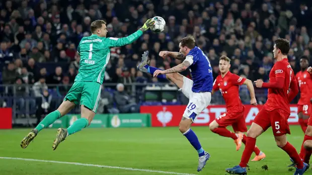 «Бавария» обыграла «Шальке» в 1/4 финала Кубка Германии