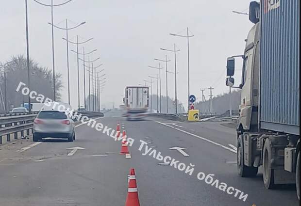 На трассе М-4 в Киреевском районе столкнулись Volkswagen и GAC GS4