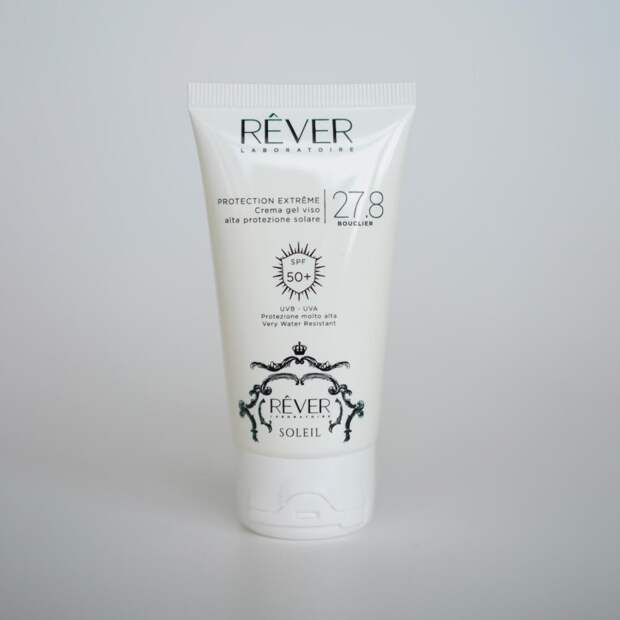 Солнцезащитный крем-гель SPF 50 + 27.8, Protection Extreme, Rêver, 6250 руб. (rever-lab.ru)