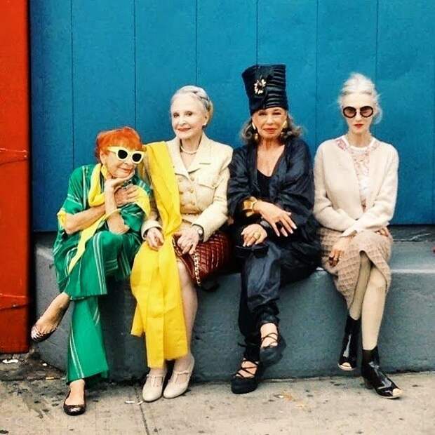 Картинки по запросу stylish old ladies